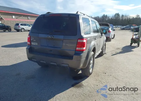 2011 Ford Escape Xlt z USA, uszkodzony, nr VIN 1FMCU9D71BKB50439